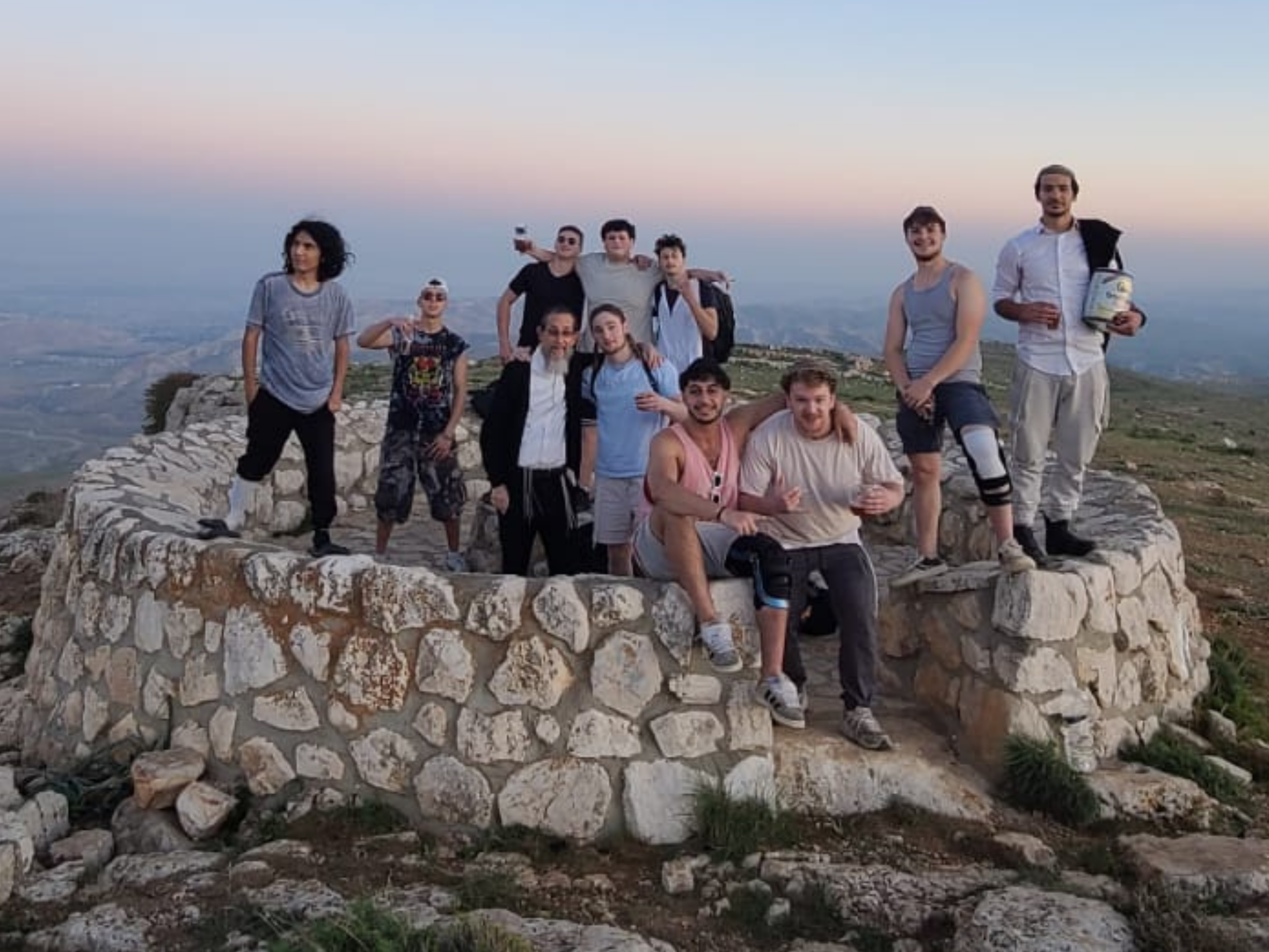 Neveh Zion tiyulim and trips